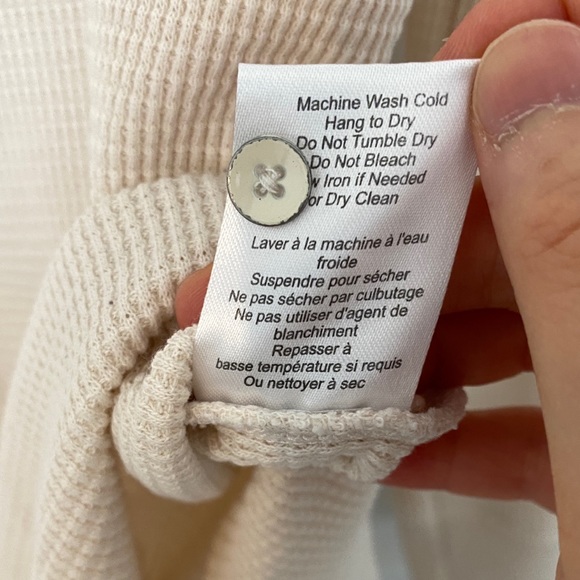 Aritzia TNA ivory waffle thermal top xs preowned - Picture 5 of 5